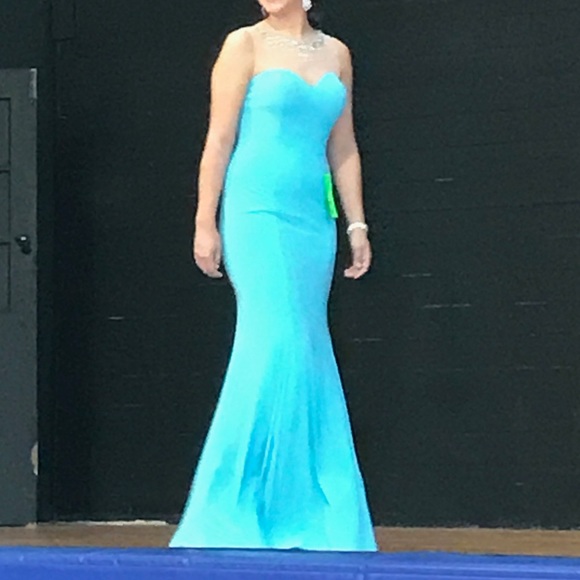 Pageant/prom light blue dress. - Picture 4 of 8
